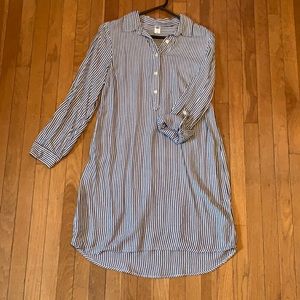 Old Navy Button Up